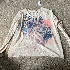 NWT Long Sleeve Graphic Tee